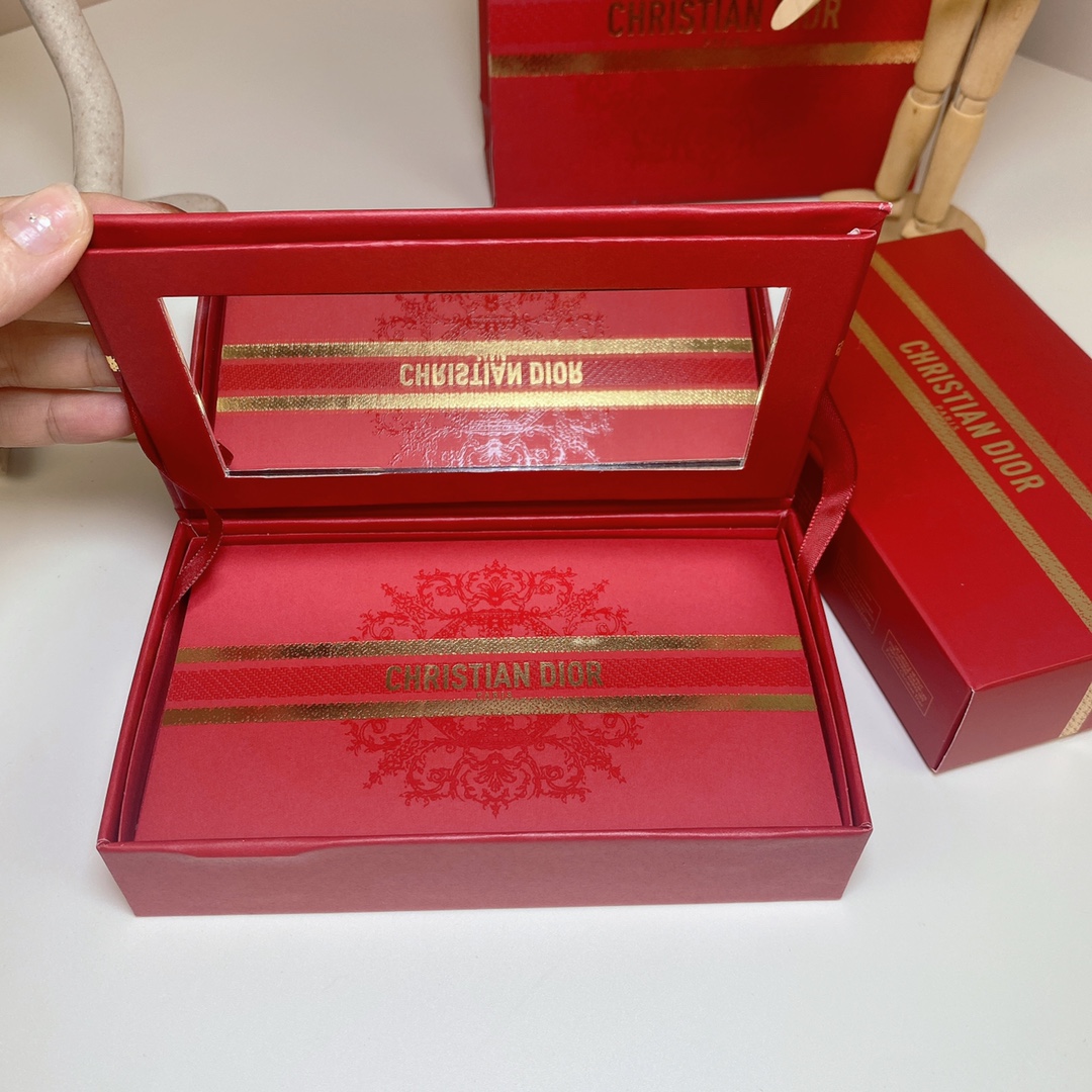 Dior Lunar New Year Lipstick Mini Set - 5 Velvet Shades, Limited Edition 11 i1716449088 8911 0