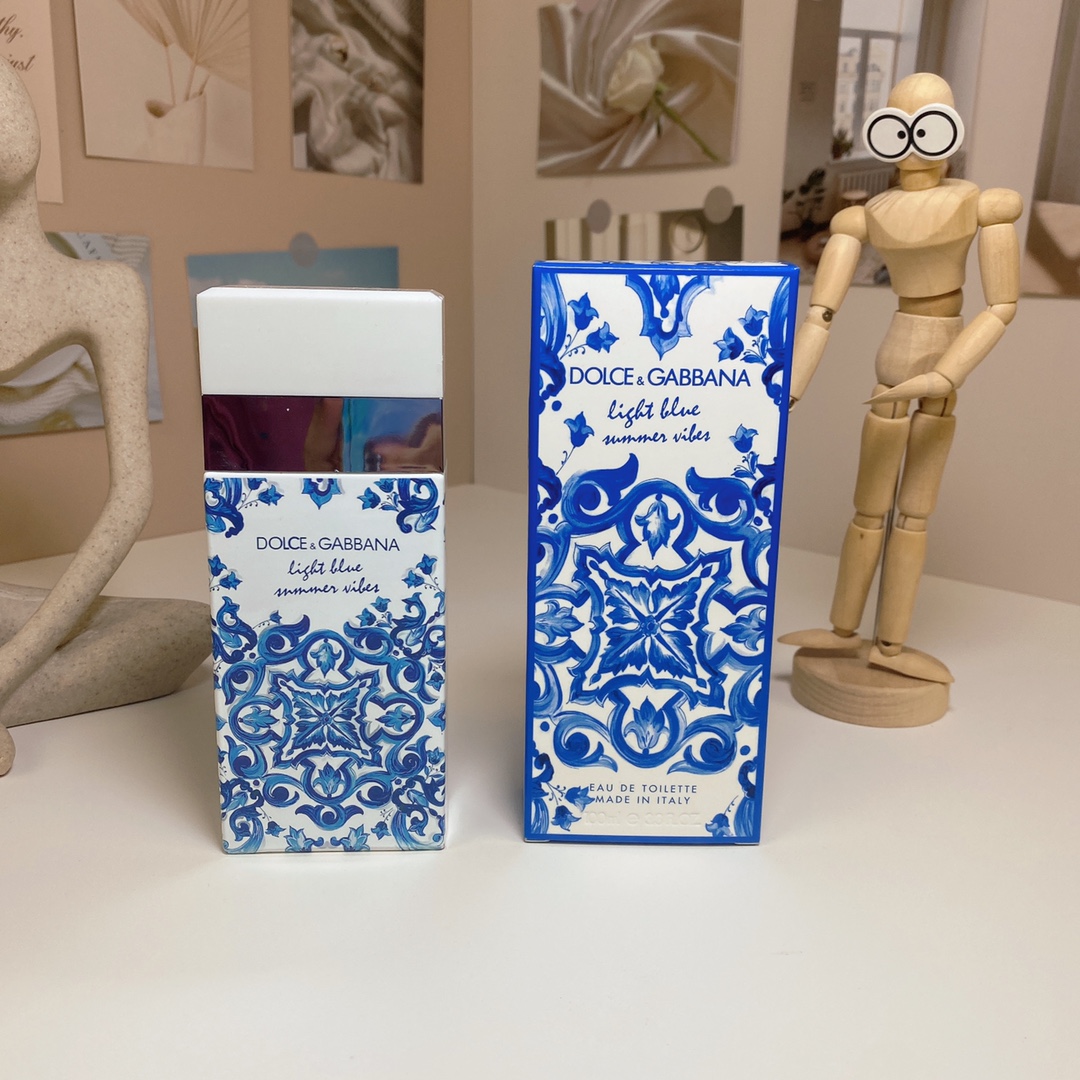 Dolce & Gabbana Light Blue Summer Vibes EDT - 100ml Floral Fruity Scent 1 i1716619251 8519 0