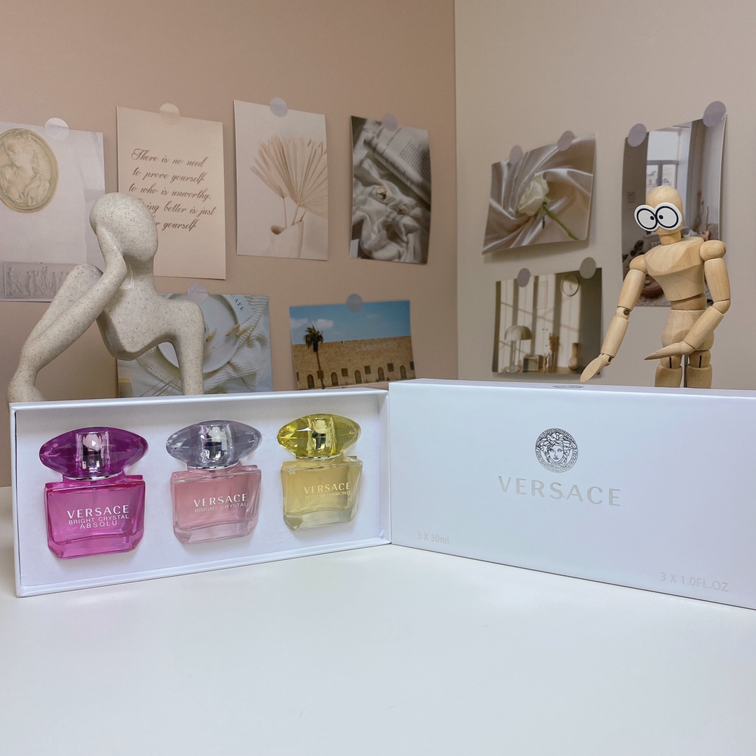 Versace Crystal Miniature Perfume Set - Pink, Rose, Yellow - 3 x 30ml 1 i1716969517 8648 2