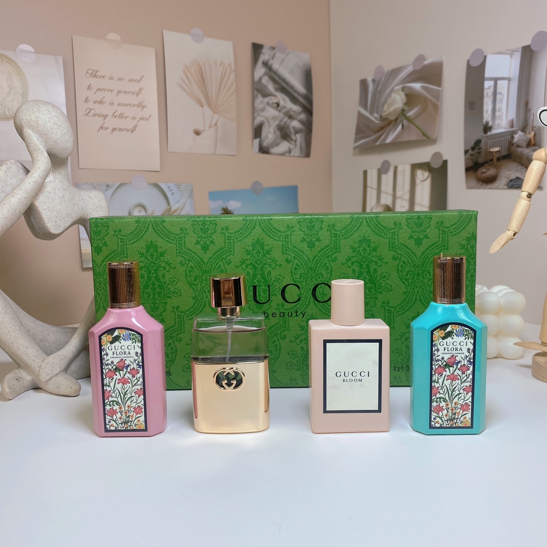 Gucci Miniature Perfume Set - Flora, Bloom, Guilty - 4 x 30ml with Sprayer 4 i1716970717 9589 4