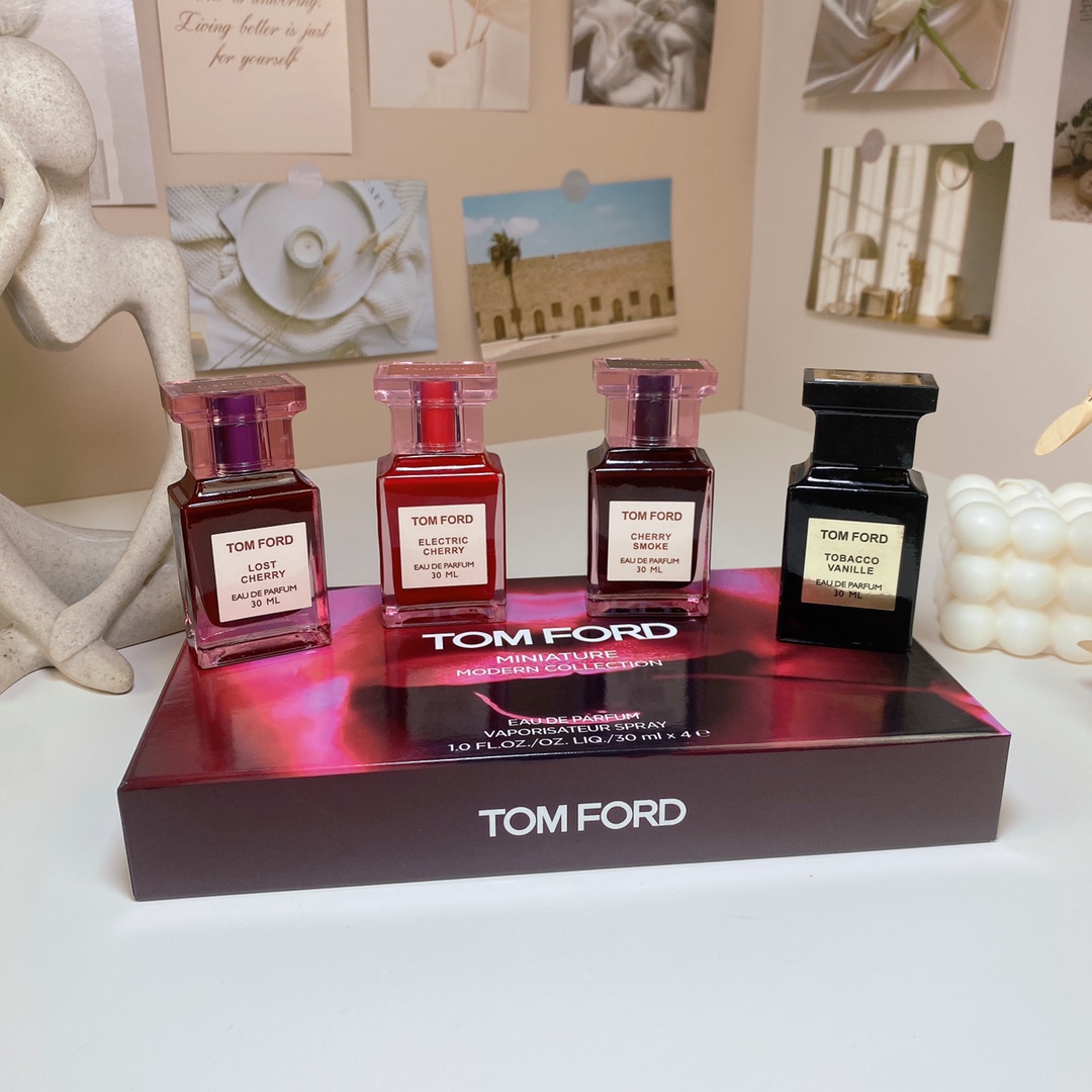 Tom Ford Miniature Modern Collection Cherry Perfume Set - 4 x 30ml 10 i1716970838 3260 9