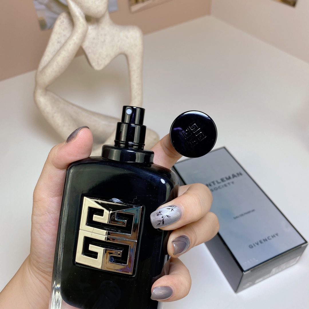 Givenchy Gentleman Society Eau de Parfum - 100ml - Aromatic Woody Scent 9 i1717161219 6269 7