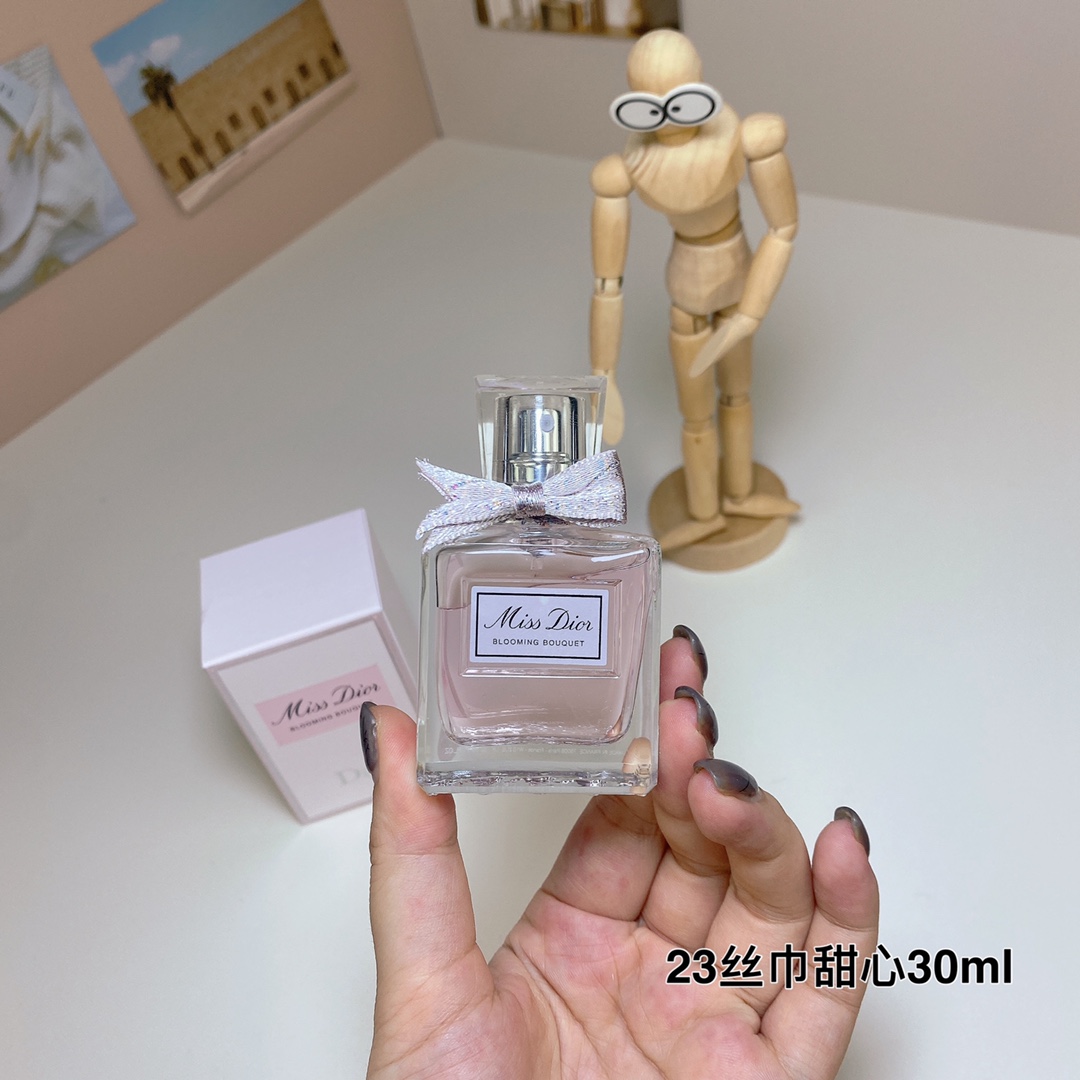 Miss Dior Blooming Bouquet Eau de Toilette - 30ml Floral Fragrance 2 i1718379085 533 1