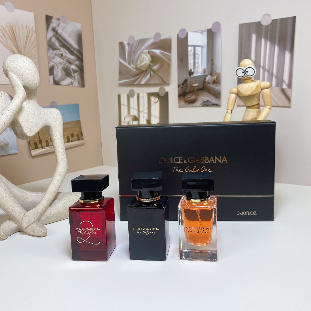 Dolce & Gabbana The Only One Perfume Set - 3 x 30ml 3 i1718593086 615 2
