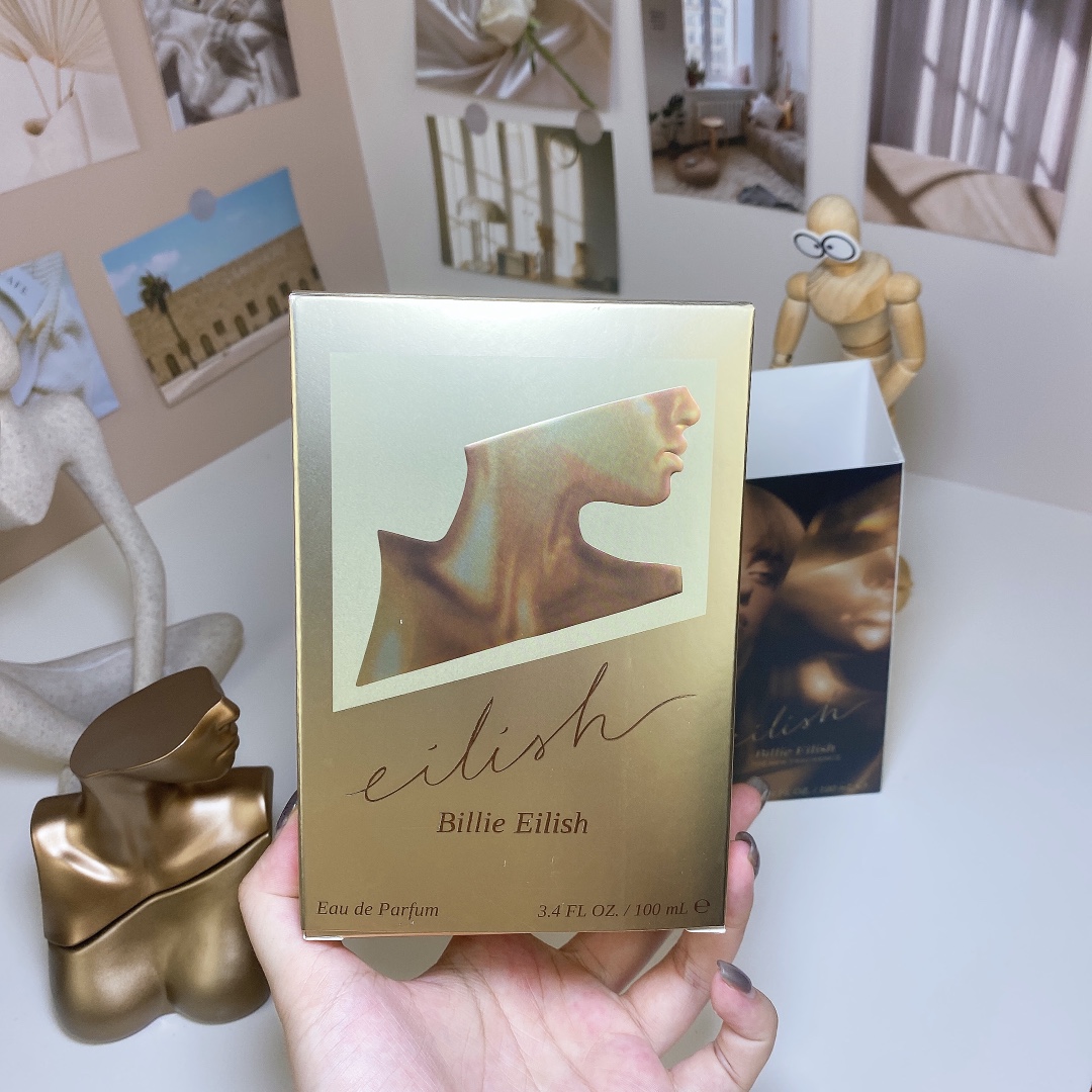 70💰黄色碧梨碧梨同名100ml
Billie Eilish Eilish,2021
品牌：碧梨
属性：女香
香调：美食东方调
前调：糖红浆果橘子
中调：香草可可果辛香料玫瑰
后调：零陵香豆琥珀麝香木质香