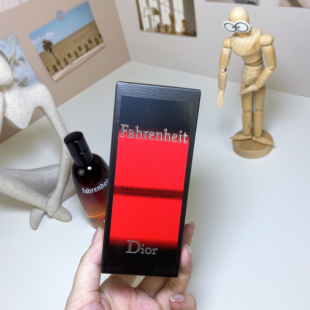 Dior Fahrenheit Eau de Toilette - 100ml Spray for Men 6 i1719499150 7074 7