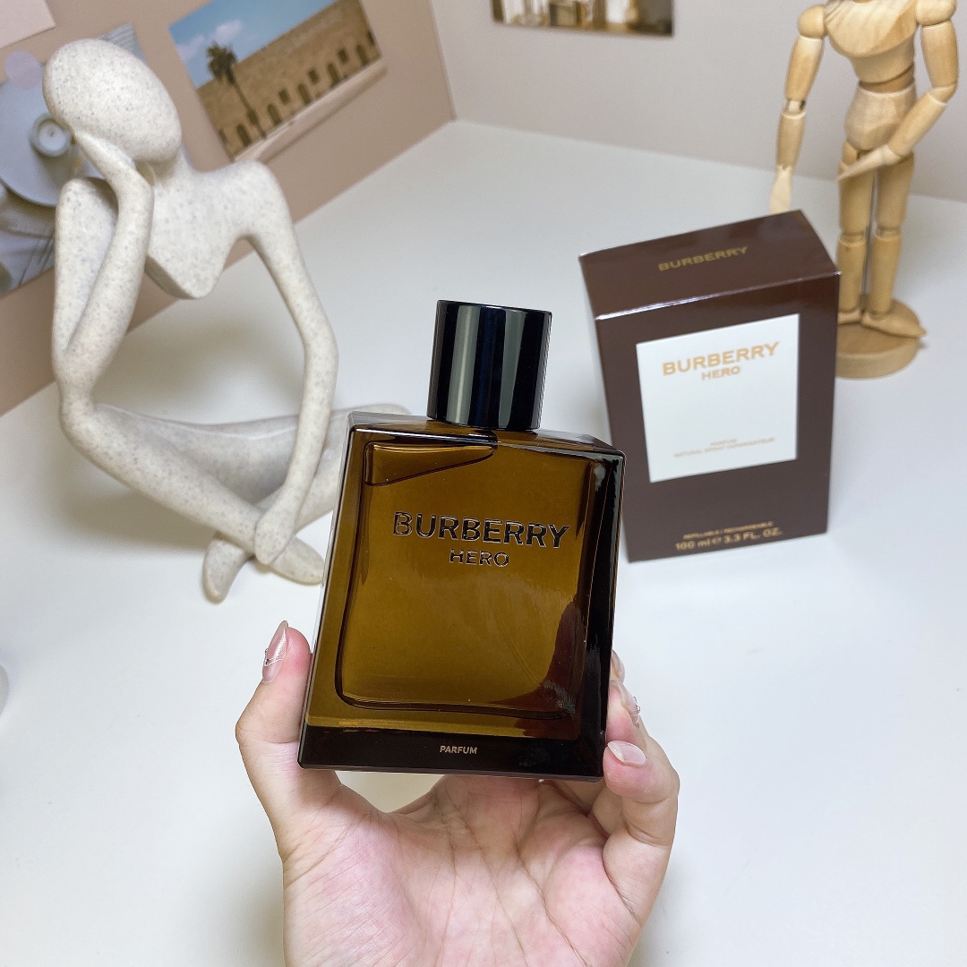 Burberry Hero Parfum 100ml - Woody Oriental Fragrance for Men 3 i1719585207 2830 0