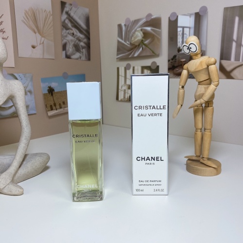 Chanel Cristalle Eau Verte Eau de Parfum - 100ml Women's Fragrance 1 Chanel Cristalle Eau Verte Eau de Parfum - 100ml Women's Fragrance