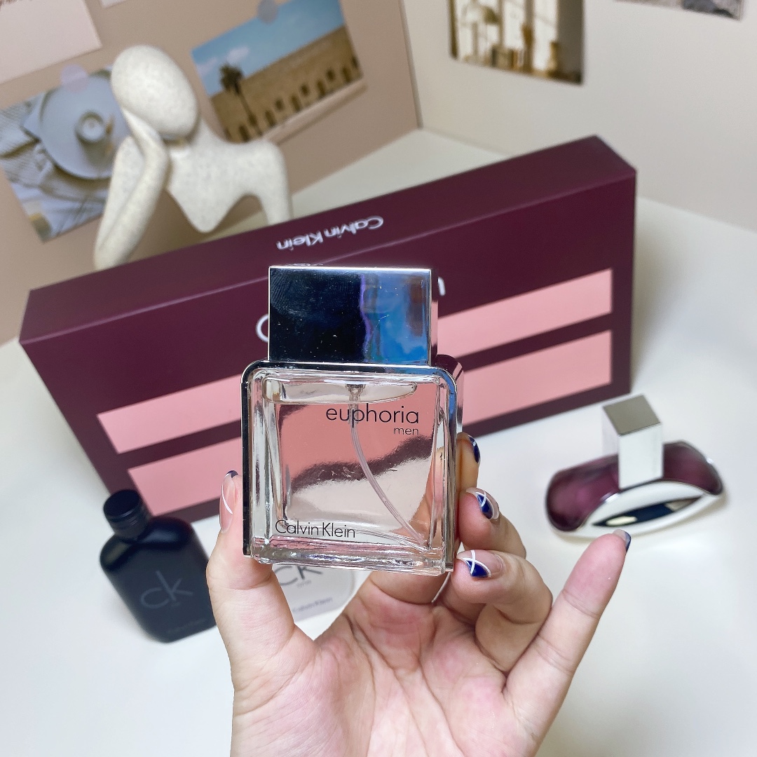 Calvin Klein Miniature Perfume Set (4 x 30ml) - CK One, CK Be, Euphoria, Eternity 6 i1721751962 6324 0