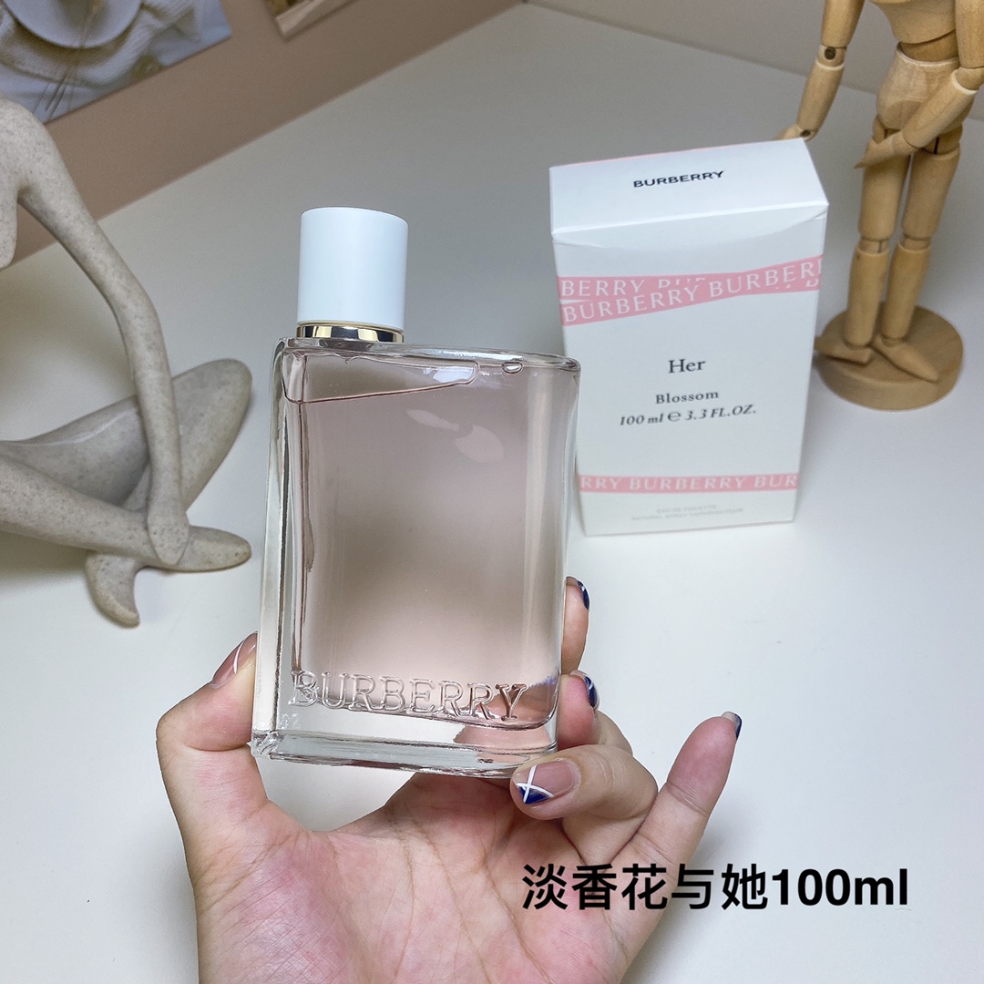 Burberry Her Blossom EDT - Floral Fragrance with Plum Blossom and Peony,100ml 2 i1721908869 9747 0