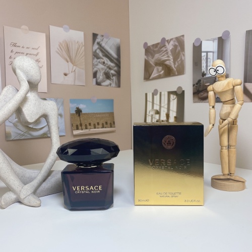 Versace Crystal Noir Eau de Toilette - 90ml Floral Oriental Fragrance 1 Versace Crystal Noir Eau de Toilette - 90ml Floral Oriental Fragrance