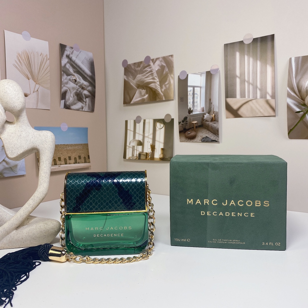 Marc Jacobs Decadence Eau de Parfum - 3.4 oz / 100 ml, Green Allure 1 i1723953967 8460 1