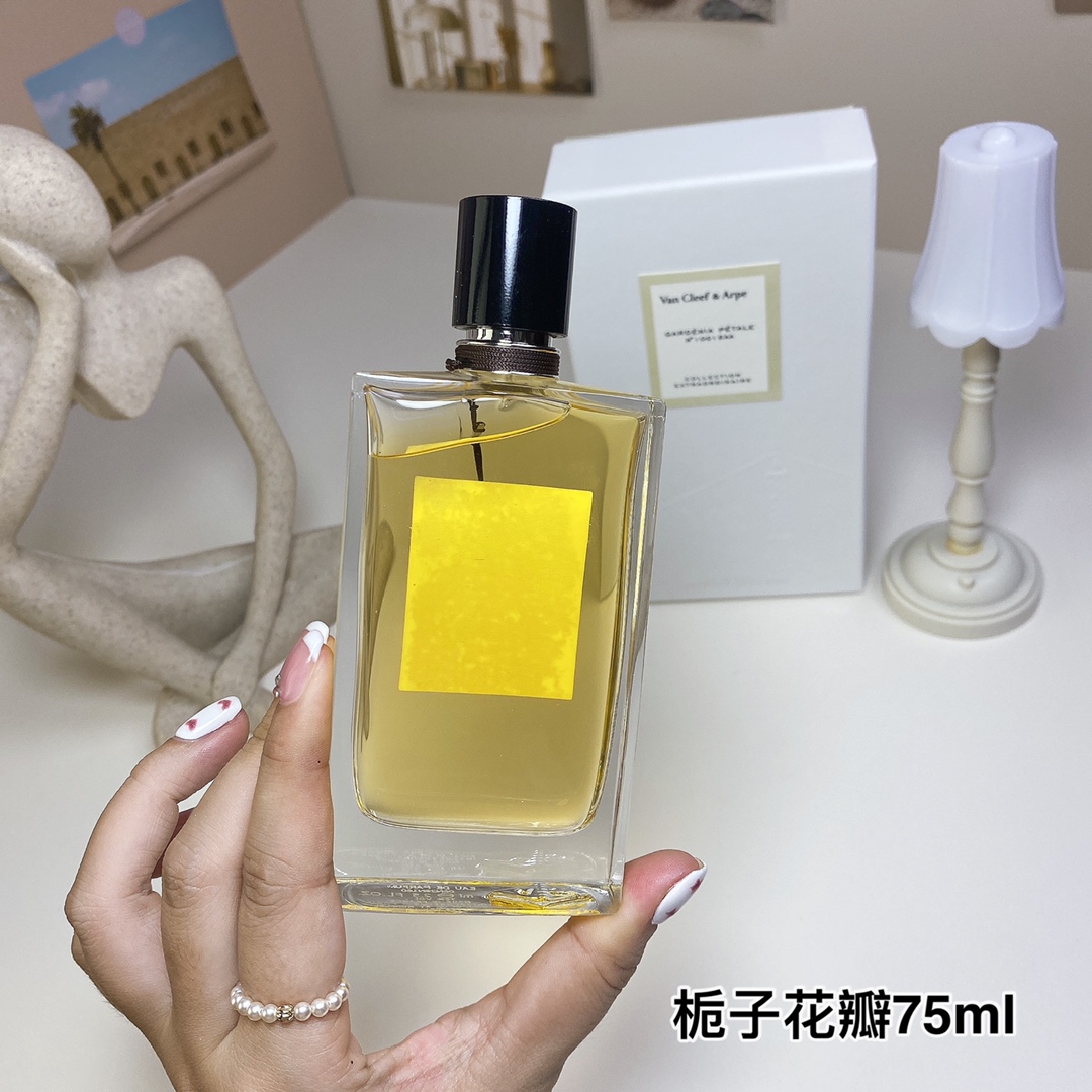 Van Cleef & Arpels Gardenia Petale Eau de Parfum - Floral Fragrance for Women 5 i1724340858 5223 1