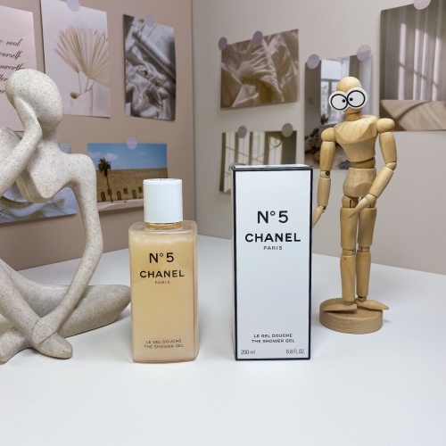 Chanel N°5 Le Gel Douche: Luxurious Shower Gel, 200ml 1 Chanel N°5 Le Gel Douche: Luxurious Shower Gel, 200ml