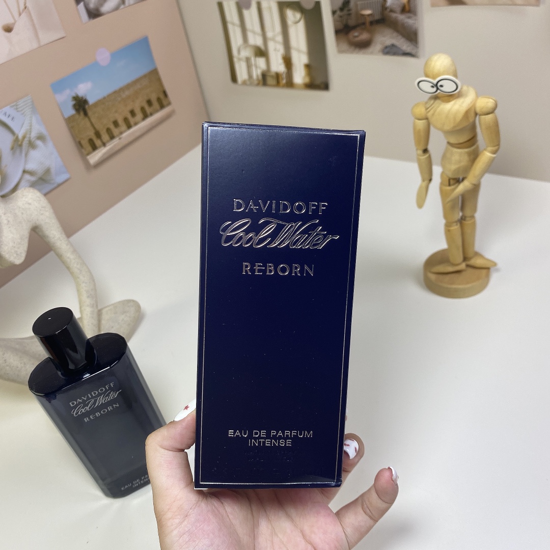 80💰大卫杜夫 冷水极致版男士香水100ml
Davidoff Cool Water Intense, 2019

前调：橘子
中调：椰子
后调：琥珀
属性：男香
标签：东方 柑橘 椰子 甜