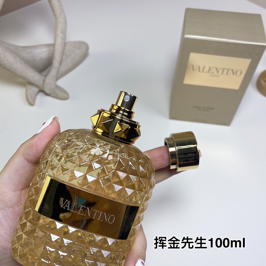 Valentino Uomo Born In Roma The Gold Eau de Toilette - 100ml 5 i1725085351 4444 8