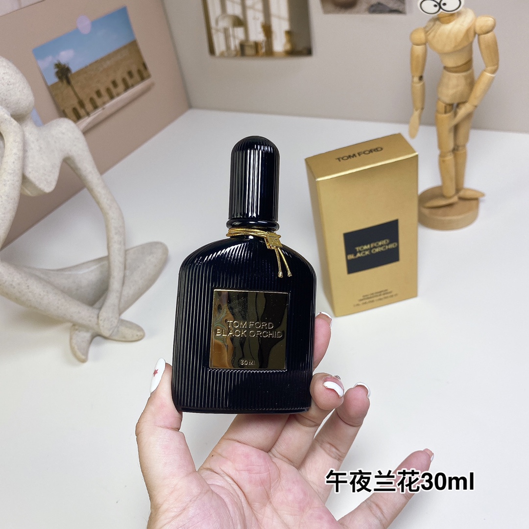 Tom Ford Black Orchid EDP 30ml - Luxurious and Captivating Fragrance for Women 2 i1725441867 4688 6