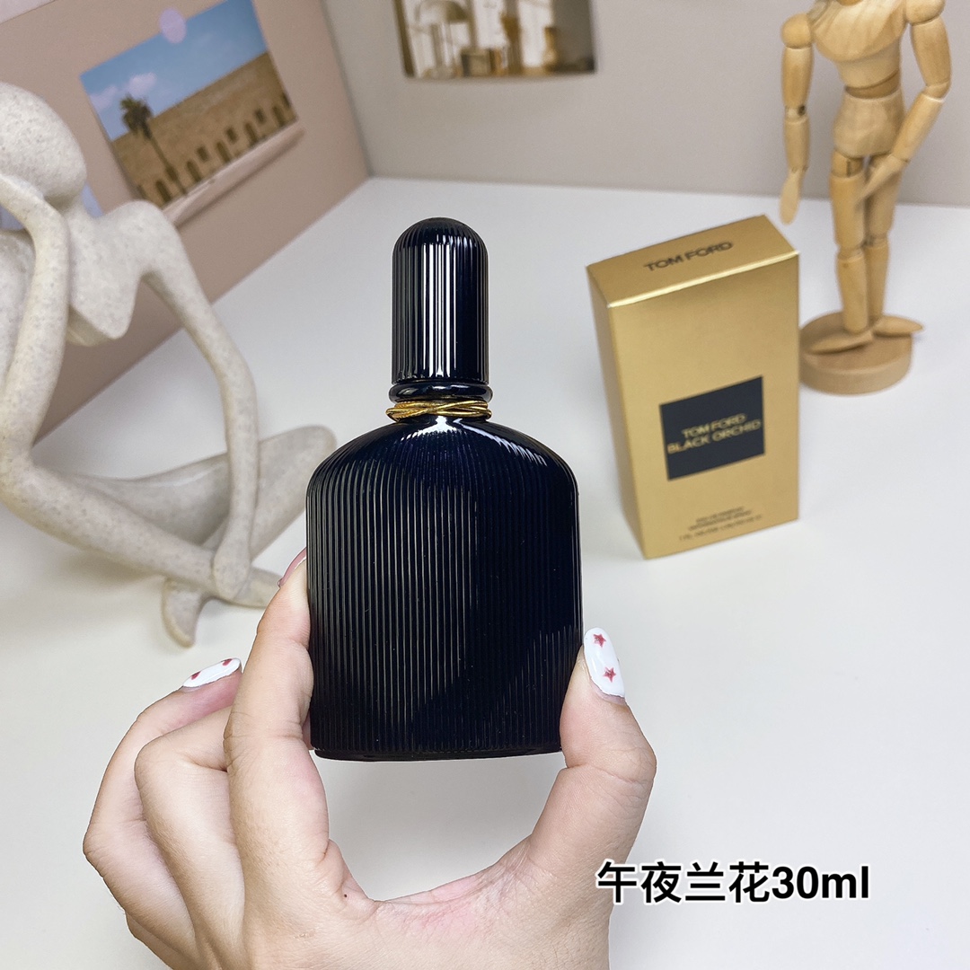 Tom Ford Black Orchid EDP 30ml - Luxurious and Captivating Fragrance for Women 4 i1725441867 8592 3