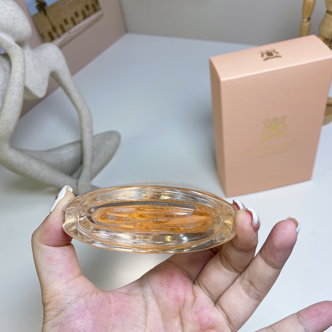 Trussardi Delicate Rose Eau de Toilette - 100ml Fruity Floral Fragrance 4 i1725620849 4100 5