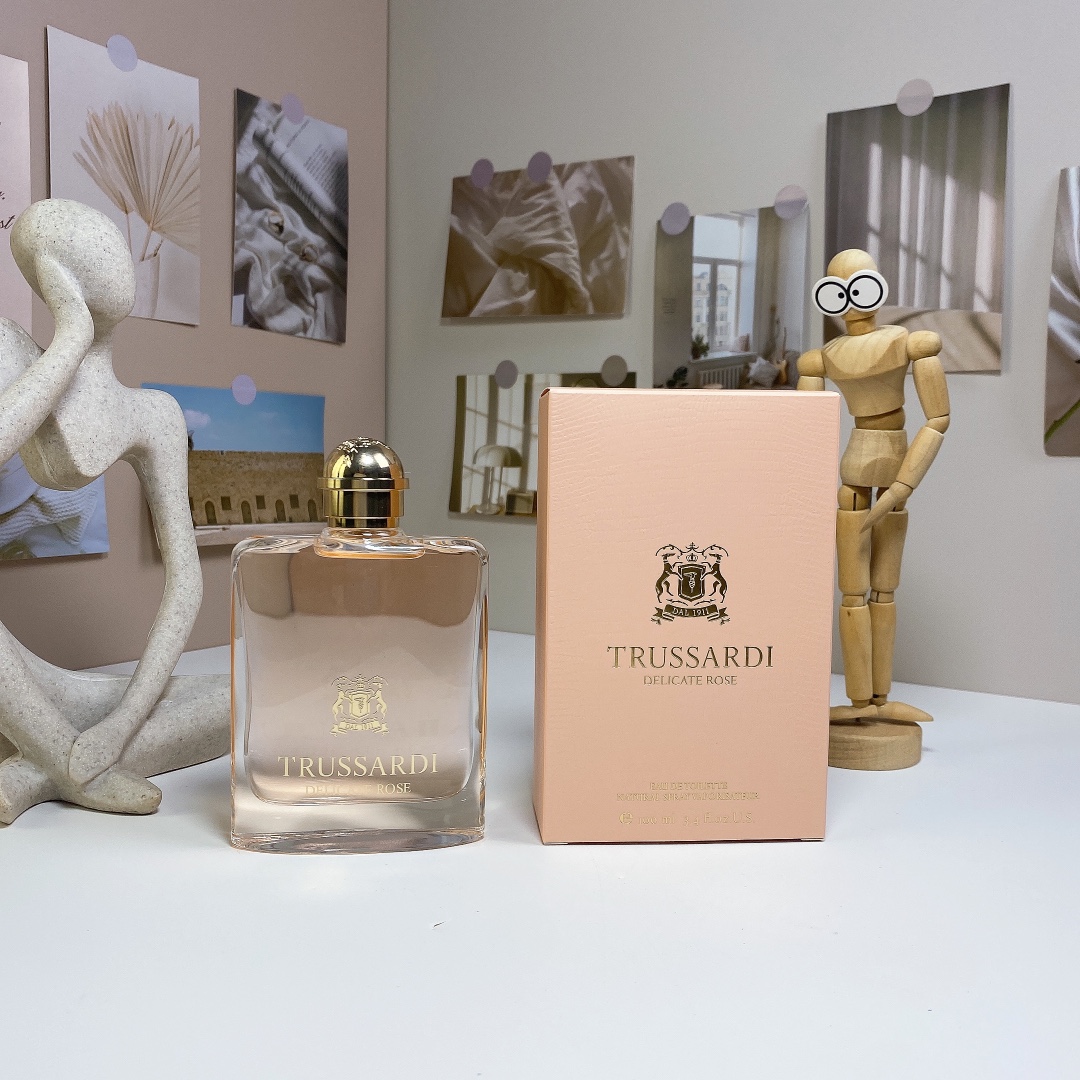 Trussardi Delicate Rose Eau de Toilette - 100ml Fruity Floral Fragrance 2 i1725620849 8462 4