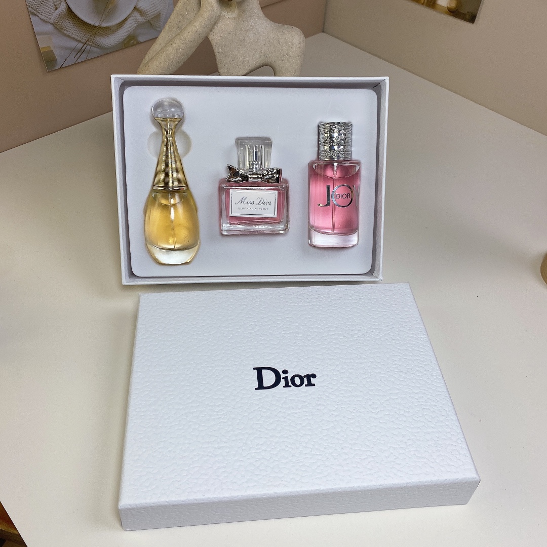 55. Perfume de muestra de tres piezas de Dior Joy ×30ml 🔜 Perfume de muestra de tres piezas de Dior Joy 30ml*3, con at…