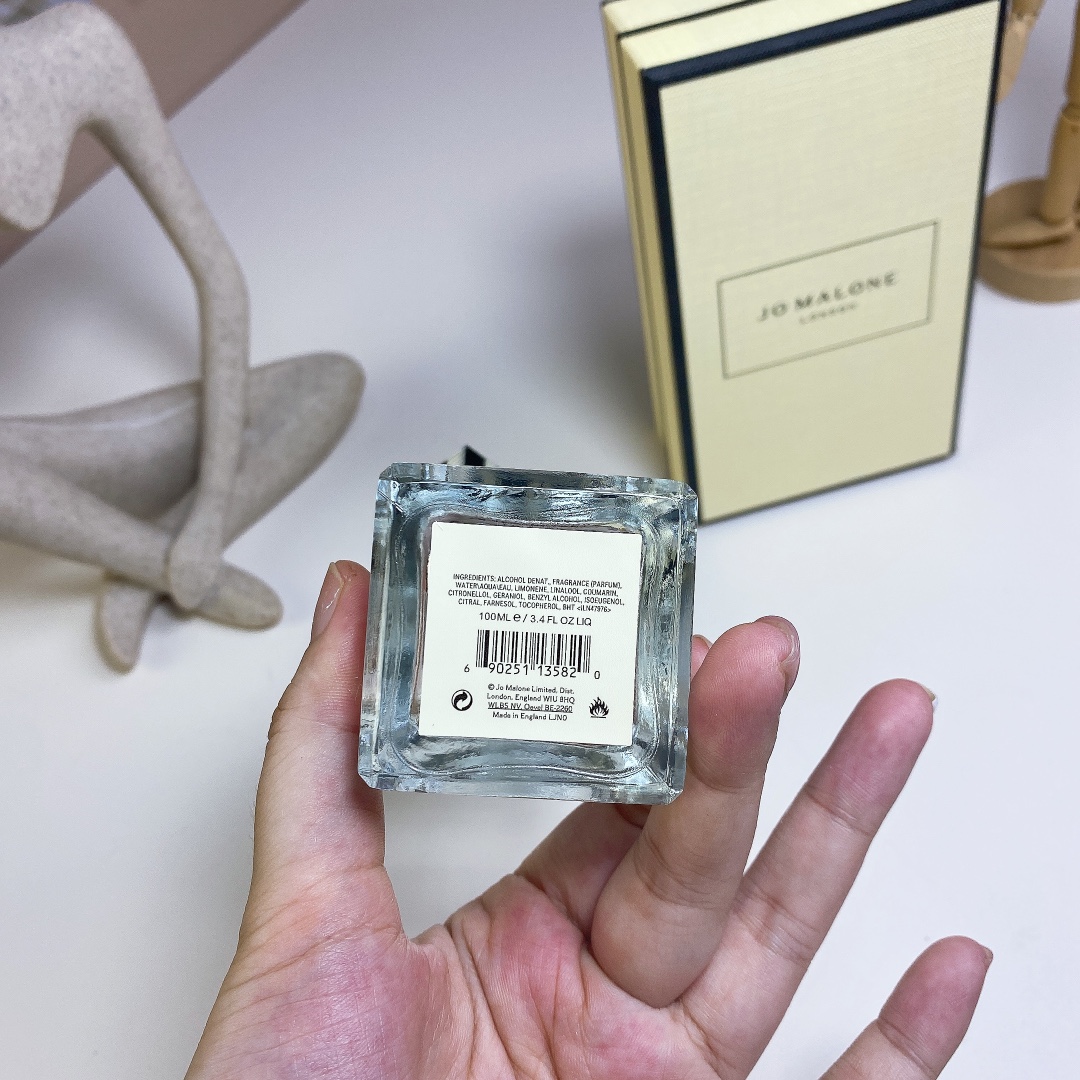 Jo Malone Green Almond & Redcurrant Limited Edition Cologne - 100ml 5 i1727770663 1946 0