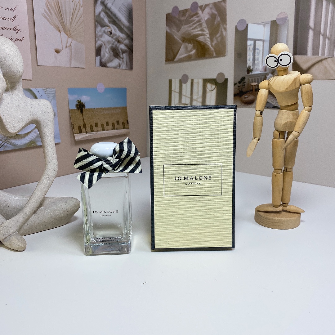 Jo Malone Green Almond & Redcurrant Limited Edition Cologne - 100ml 2 i1727770664 3961 0
