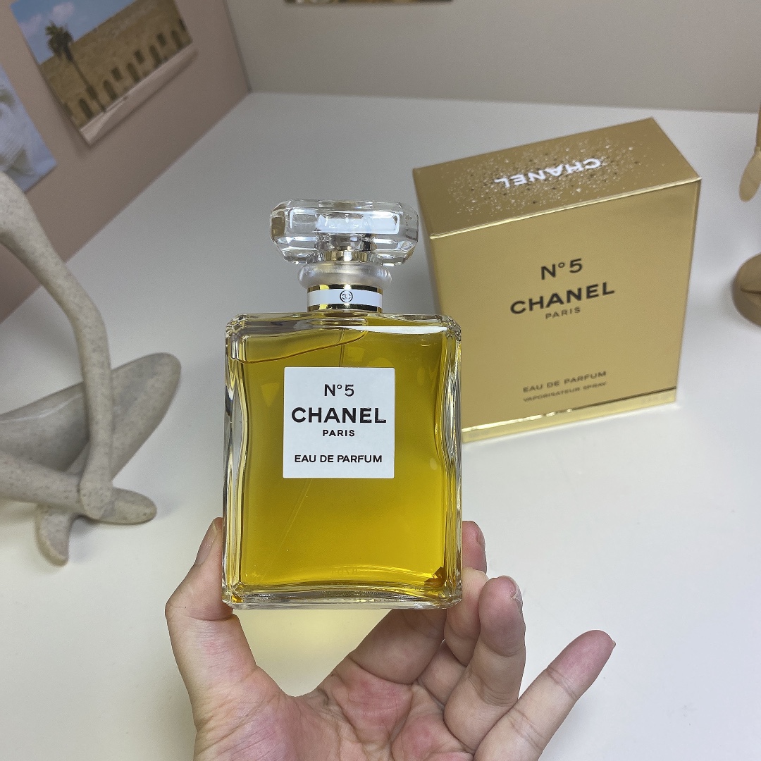 Chanel No. 5 Eau de Parfum 100ml - A Classic Fragrance for Women 4 i1728461993 1888 5