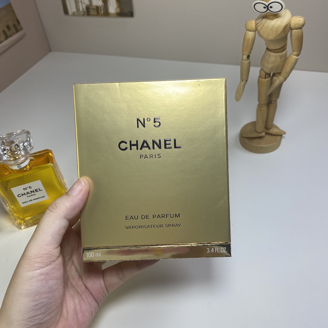 Chanel No. 5 Eau de Parfum 100ml - A Classic Fragrance for Women 7 i1728461993 5748 0