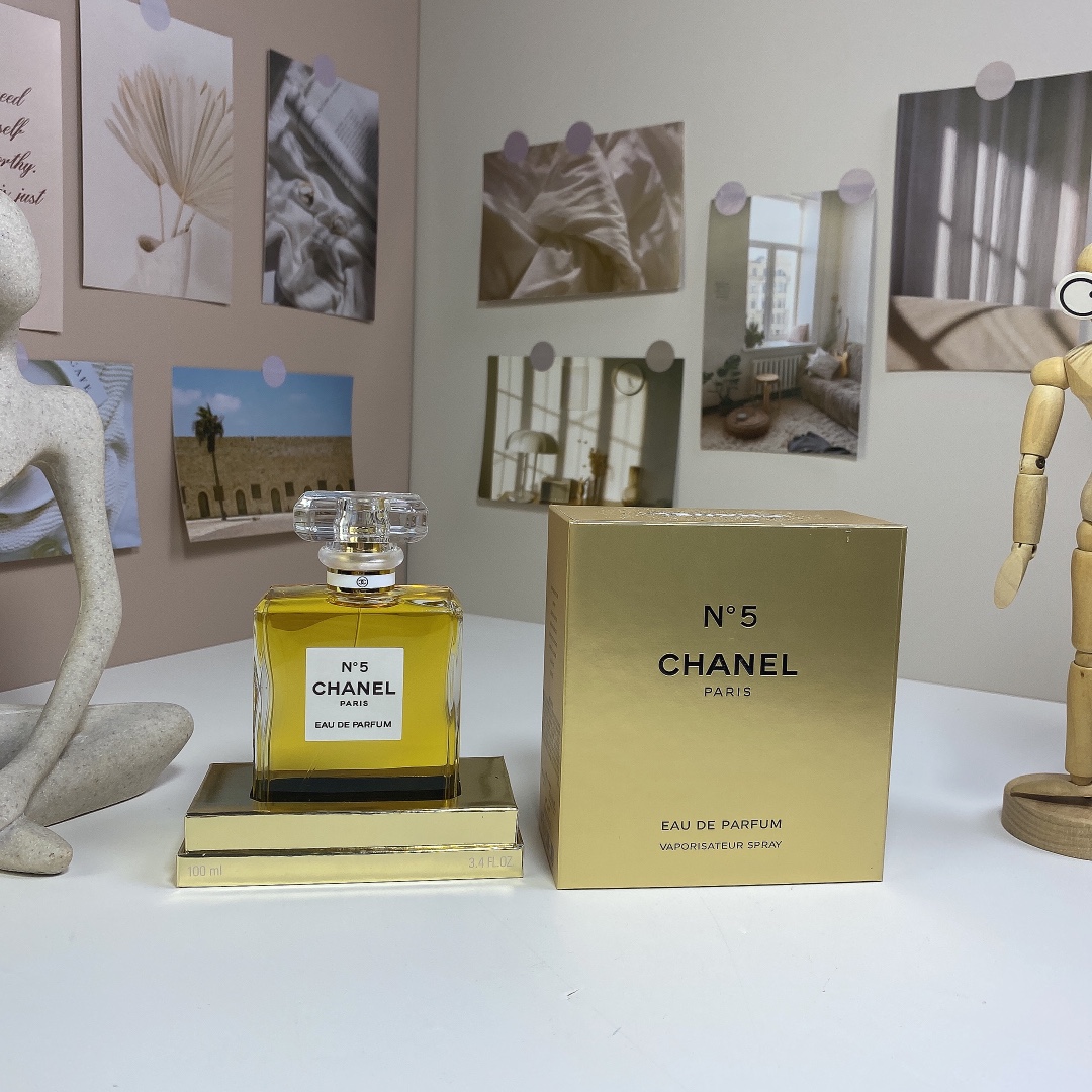 Chanel No. 5 Eau de Parfum 100ml - A Classic Fragrance for Women 2 i1728461993 6610 1