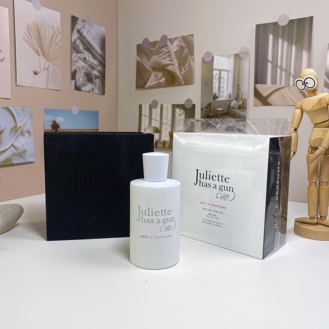 Juliette Has a Gun Not A Perfume Eau de Parfum - 100ml Woody Floral Scent 2 i1729079200 4834 0