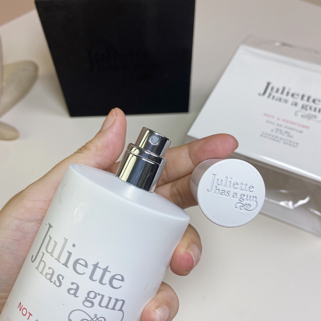 Juliette Has a Gun Not A Perfume Eau de Parfum - 100ml Woody Floral Scent 7 i1729079200 8302 0