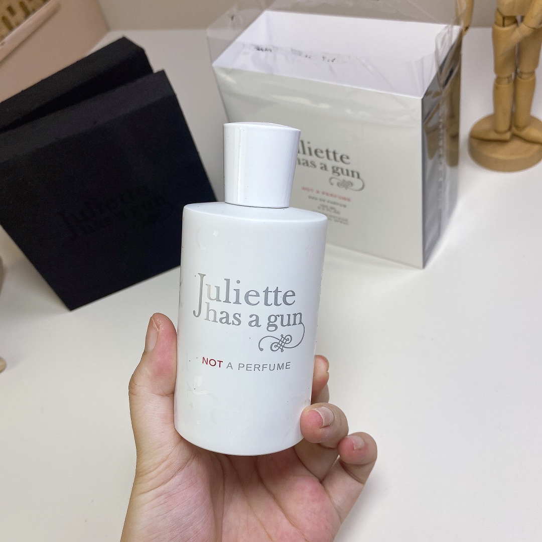 Juliette Has a Gun Not A Perfume Eau de Parfum - 100ml Woody Floral Scent 3 i1729079200 9672 0