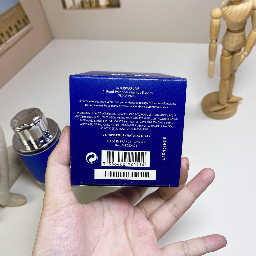 ✨70包
万宝龙蔚蓝旅者100ml
Montblanc Explorer Ultra Blue, 2021
品牌：万宝龙
属性：男香
香调：芳香柑橘调
前调：香柠檬粉红胡椒果香
中调：海水龙涎香
后调：木质香广藿香皮革