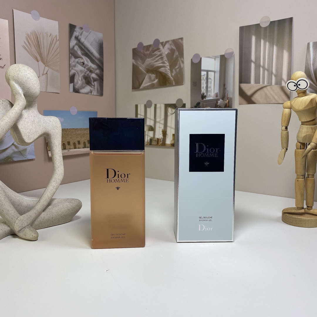 Dior Homme Shower Gel for Men - Luxurious Bathing Experience (200ml) 2 i1730624089 3595 4