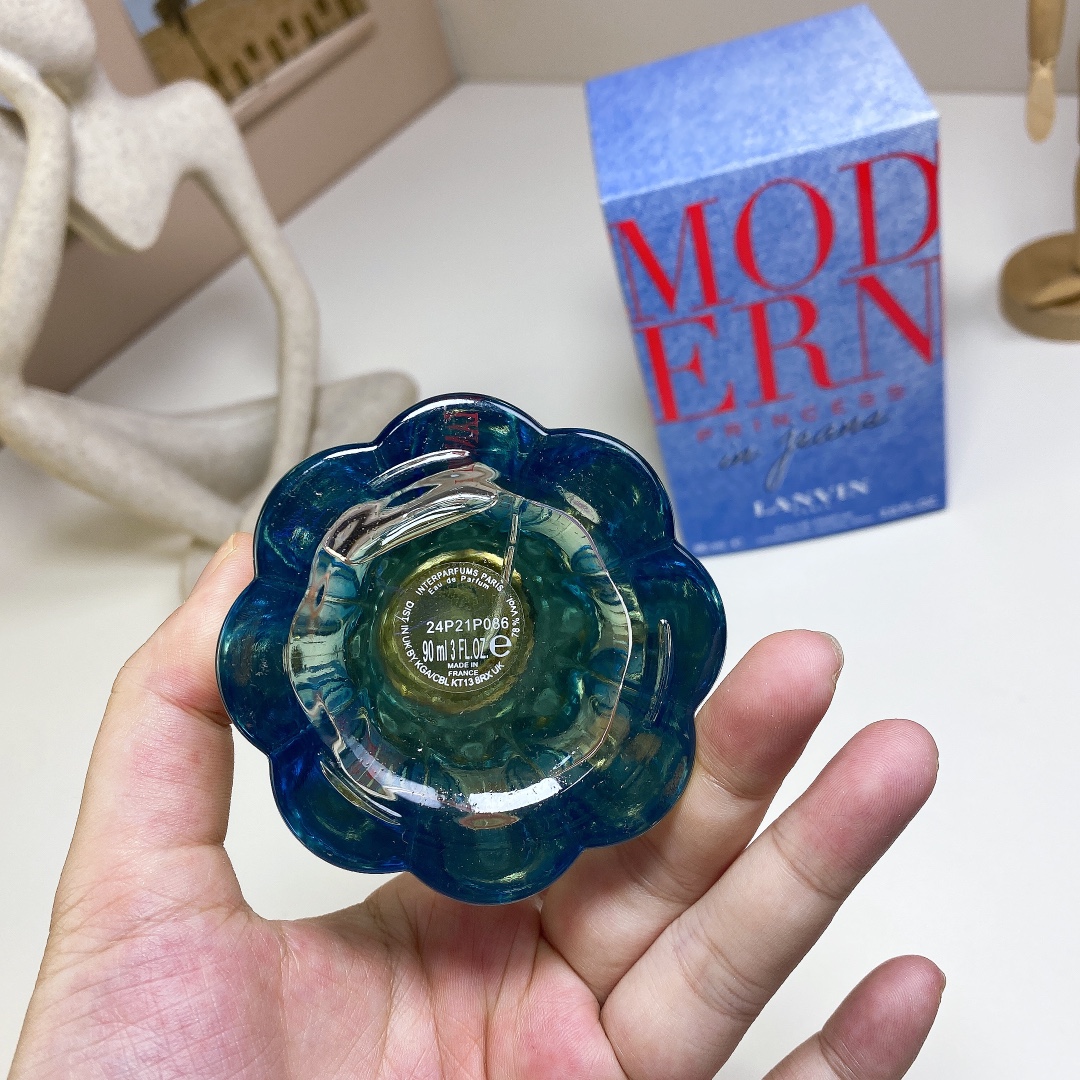 Lanvin Modern Princess in Jeans Eau de Parfum - 90ml Floral Fragrance 3 i1731928982 6585 2