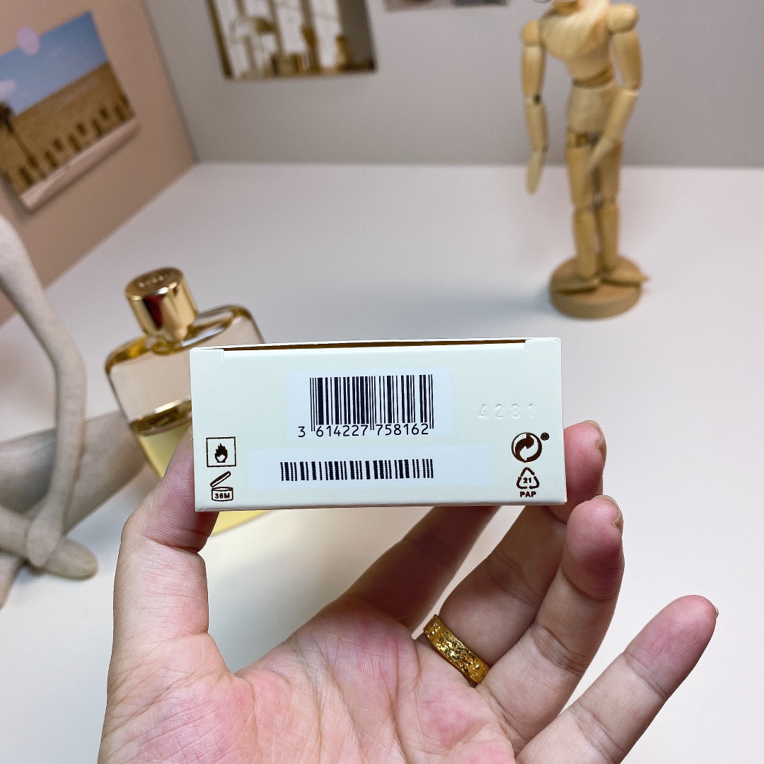 Gucci Guilty Pour Femme Eau de Parfum - Floral Oriental Fragrance, 90ml 5 i1733123903 1040 0