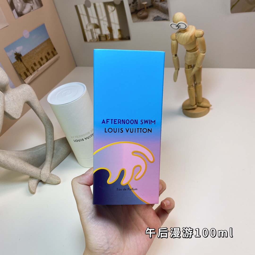 170💰原单品质
路易威登午后漫游100ml
Louis Vuitton Afternoon Swim, 2019
品牌：路易威登
调香师：Jacques Cavallie..
属性：中性香
香调：柑橘调
气味：橘子橙子香柠檬

