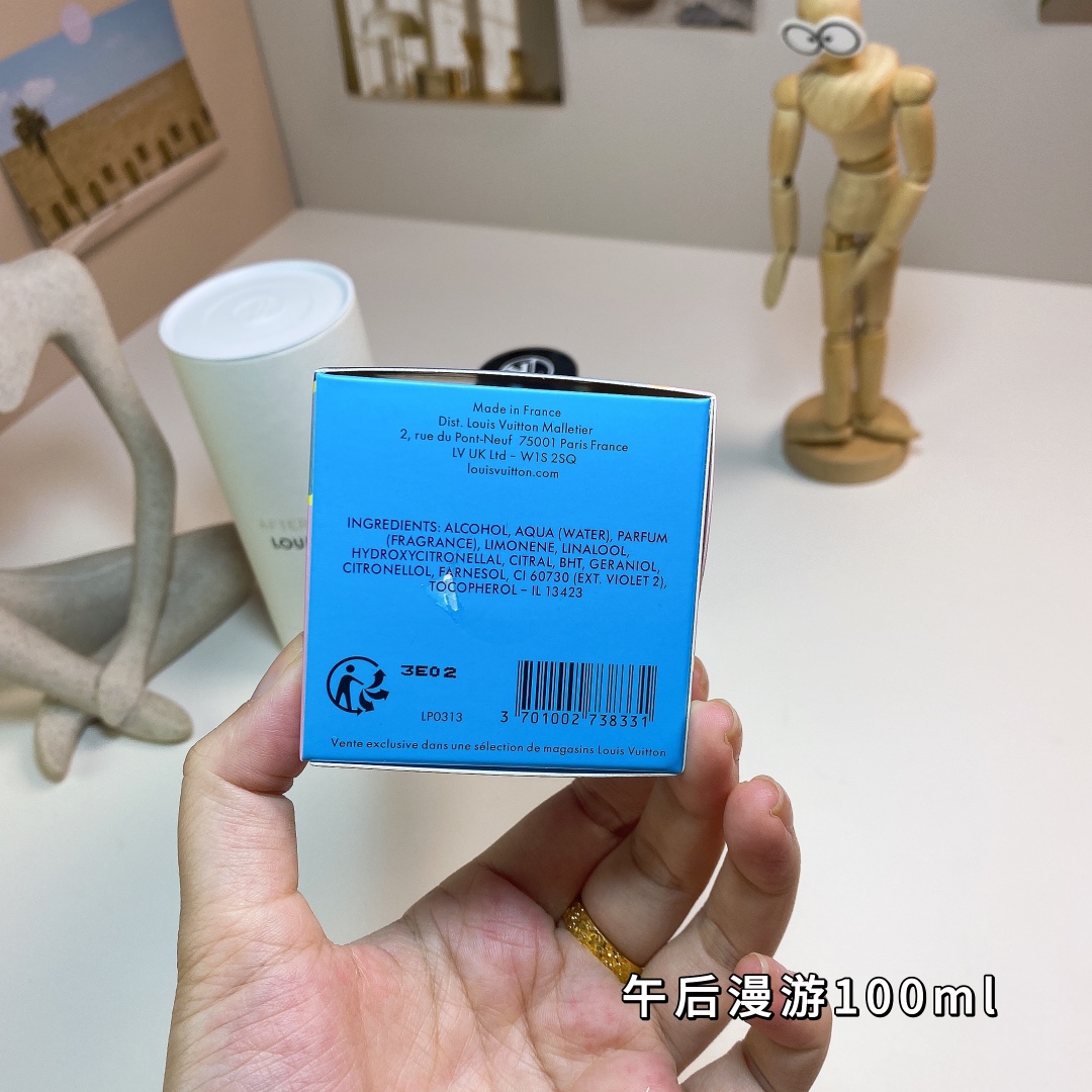 170💰原单品质
路易威登午后漫游100ml
Louis Vuitton Afternoon Swim, 2019
品牌：路易威登
调香师：Jacques Cavallie..
属性：中性香
香调：柑橘调
气味：橘子橙子香柠檬

