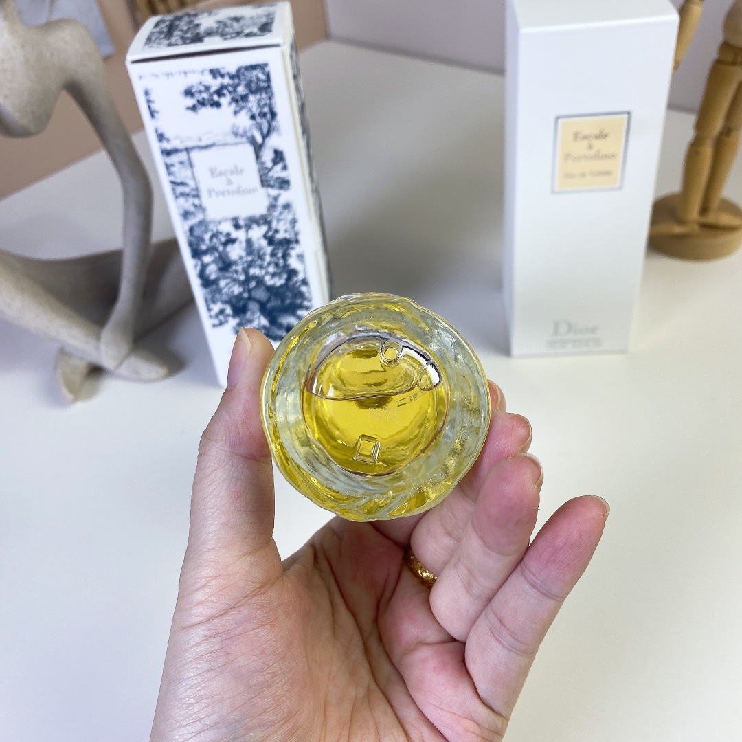 Dior Escale a Portofino Eau de Toilette - 125ml Citrus Aromatic Fragrance 3 i1734349583 4274 0