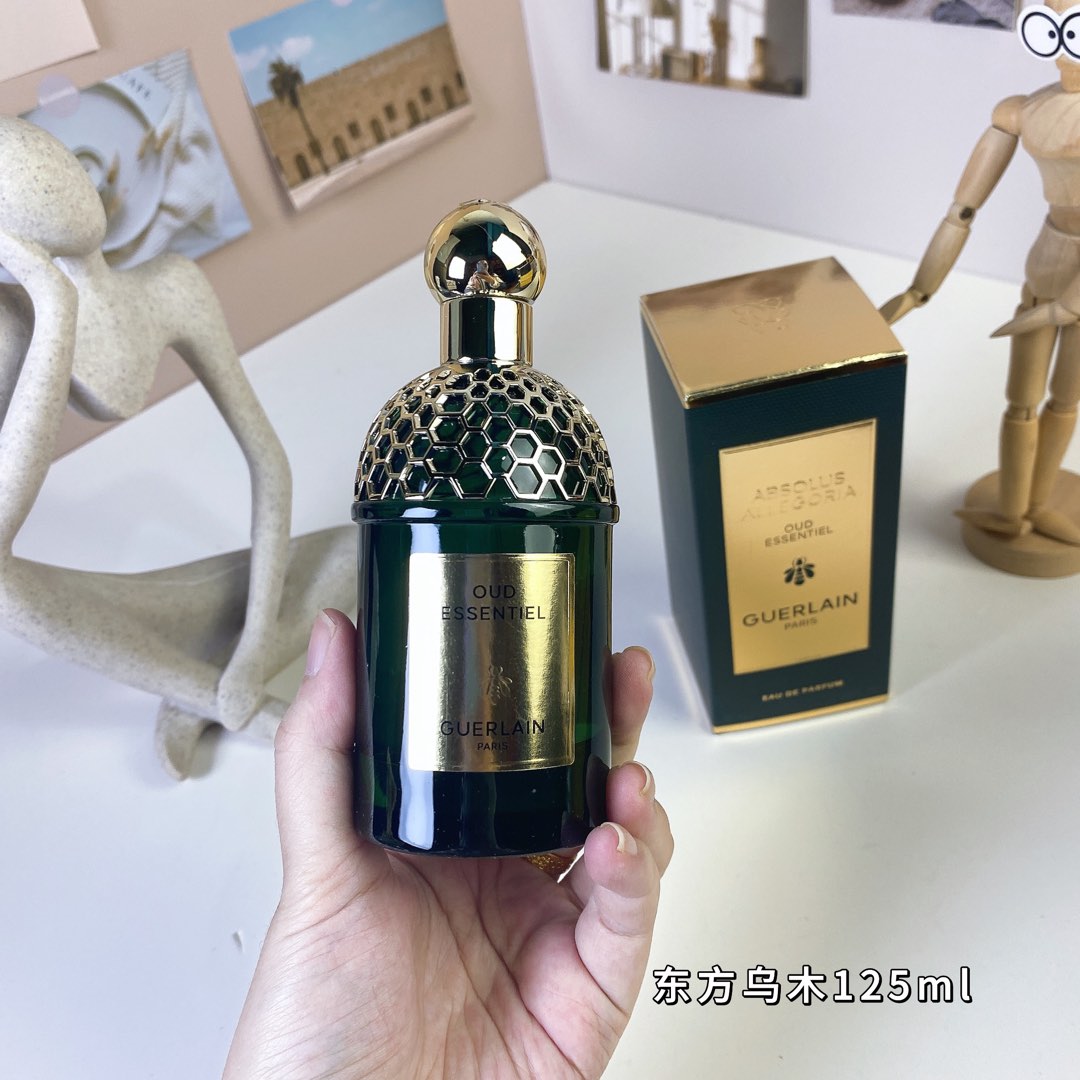 Guerlain Oud Essentiel Eau de Parfum - 125ml Unisex Fragrance 2 i1735471728057 3357 0 1