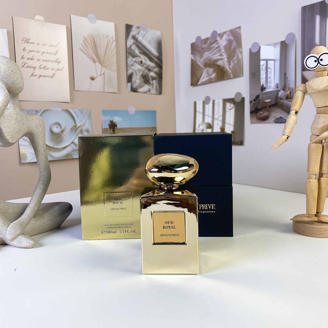 Armani Prive Oud Royal Eau de Parfum - Limited Edition Gold Bottle 100ml 2 i1736839466011 6302 0 0