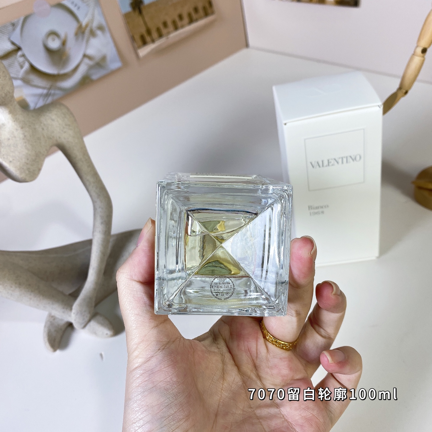 Valentino Bianco 1968 Eau de Parfum - 100ml Unisex Fragrance 4 i1739181398420 7250 0 2