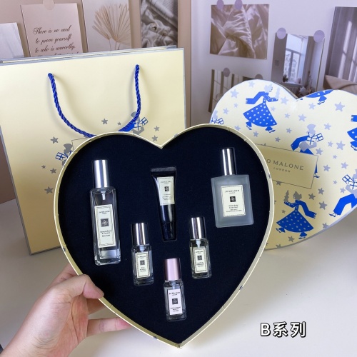 Jo Malone London New Year Limited Edition Fragrance Set - Six Pieces 1 Jo Malone London New Year Limited Edition Fragrance Set - Six Pieces