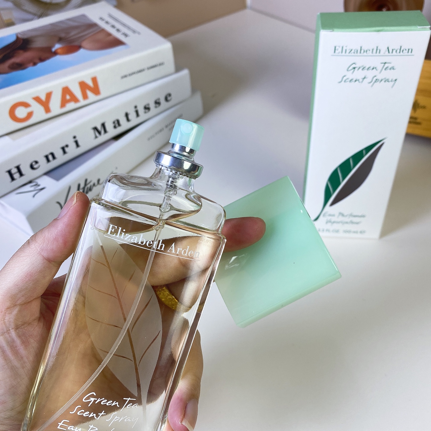 Elizabeth Arden Green Tea Scent Spray - Refreshing & Invigorating Fragrance 6 i1741673625071 410 0 4