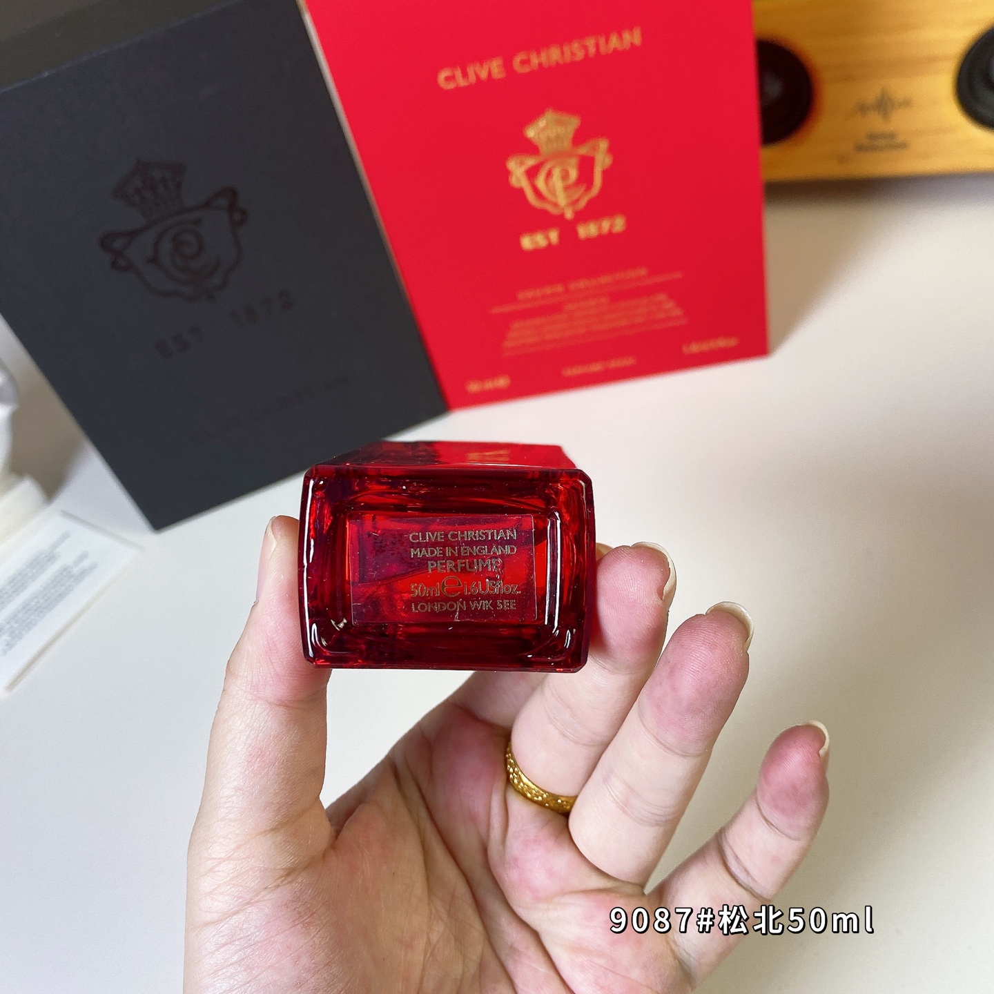 Clive Christian Matsukita Perfume, 50ml - A Luxurious Unisex Fragrance 6 i1742721072333 4140 0 4