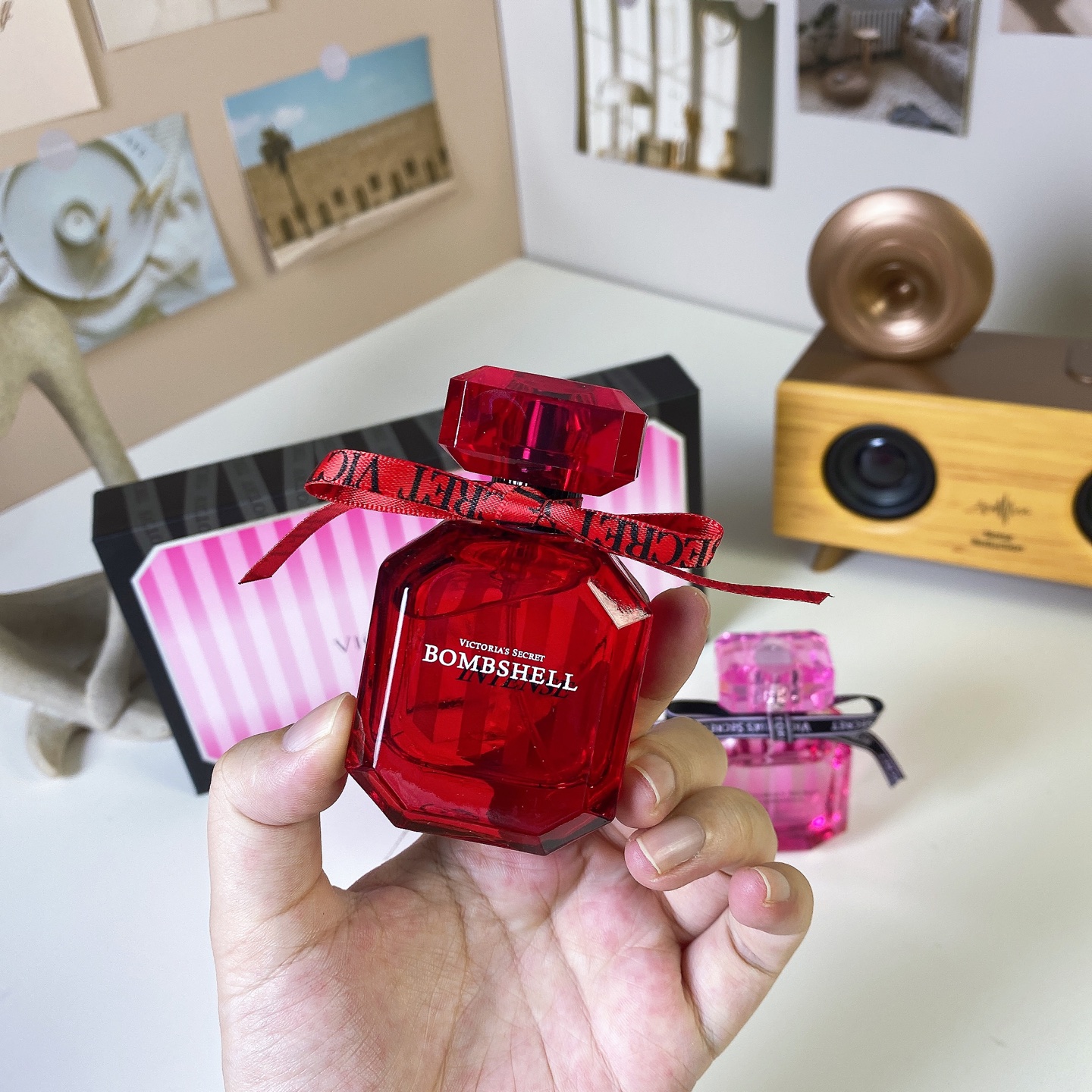 Victoria's Secret Bombshell 3-Piece Fragrance Set (30ml Each) 6 i1746085087663 2147 0 4