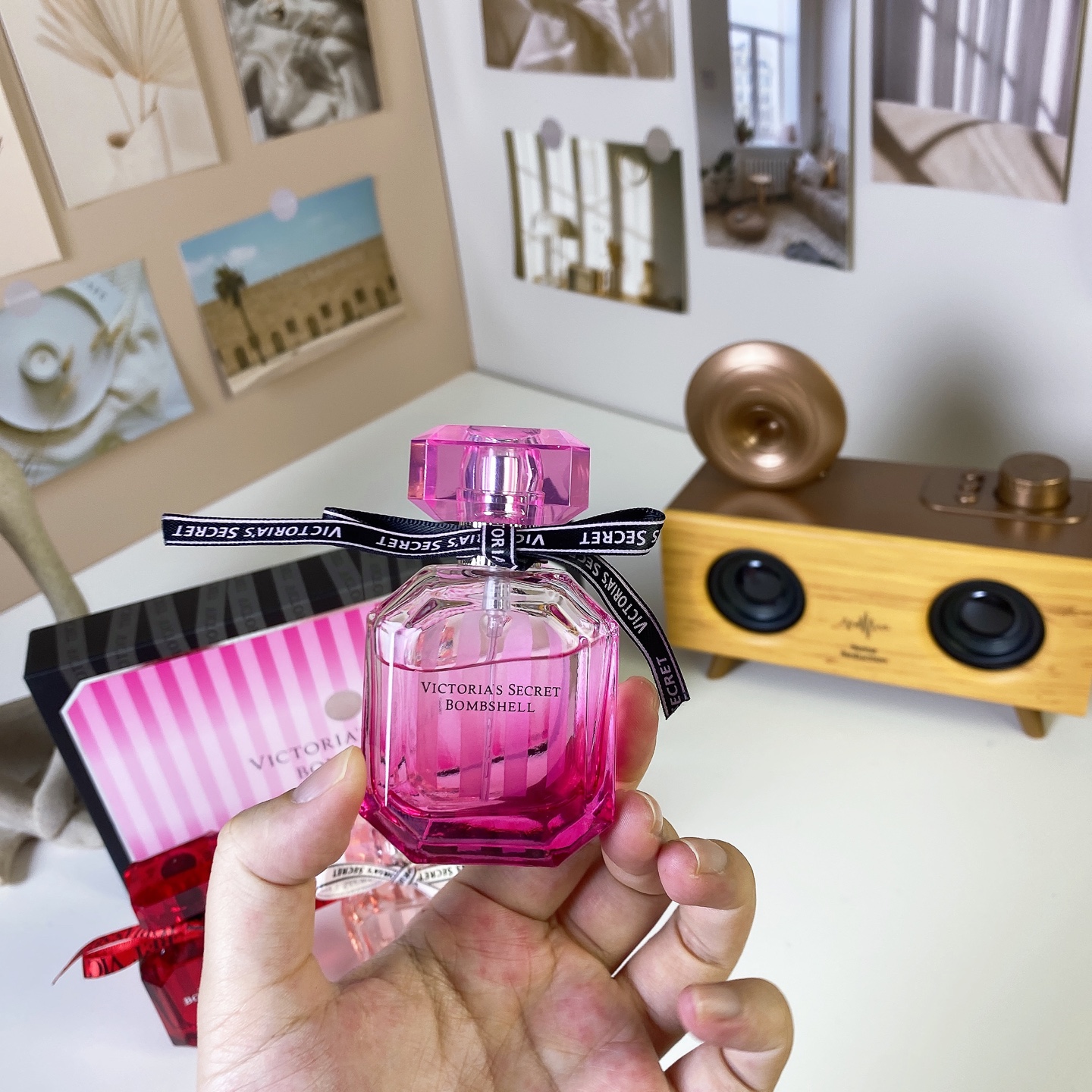 Victoria's Secret Bombshell 3-Piece Fragrance Set (30ml Each) 8 i1746085089982 1251 0 6