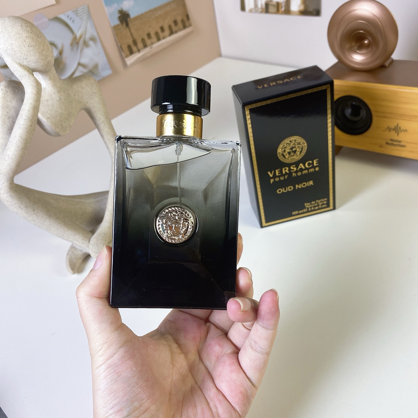 Versace Oud Noir Pour Homme Eau de Parfum - 100ml - Woody Oriental Scent 2 i1747053251483 3990 0 1