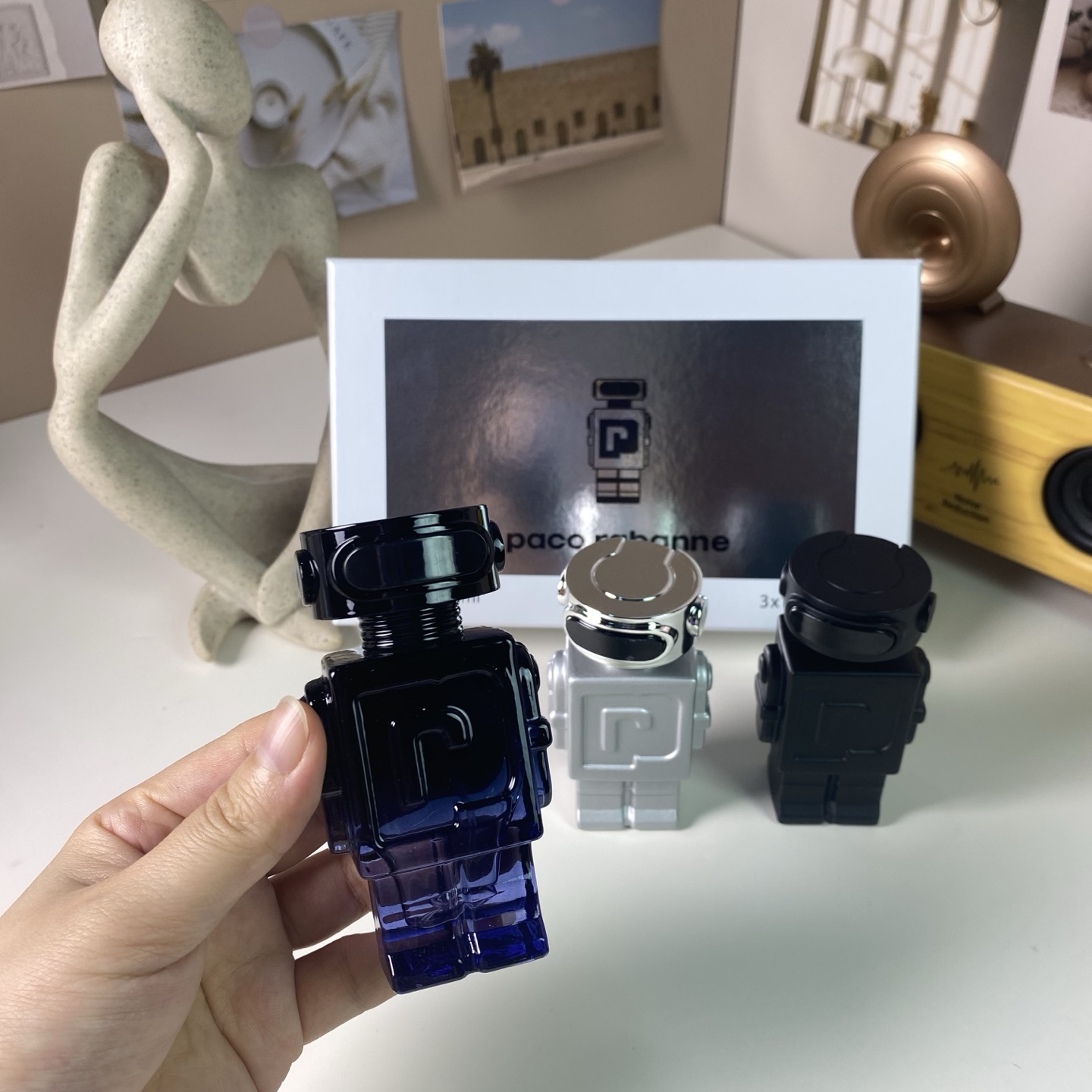 原单品质/75💰包邮
帕高机器人系列香水中样三件套！内含：30ml*3带喷头。味道：经典机器人，幻影机器人，黑色机器人。